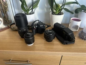Nikon D5300 DSLR Camera with Lenses and Extras - Picture 1 of 8