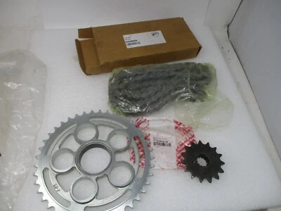 KIT CHAIN TRANSMISSION OEM DUCATI 15x41-520 DUCATI MONSTER 800 S2R - 67620591A - Image 1 of 4