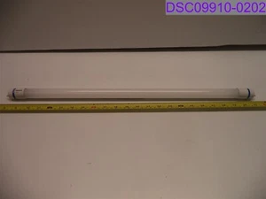 Qty = 1 Pack of 10: Philips Bulbs 7T8/MAS/24-3500IF LED 7 Watt 3500K 24" 541821 - Picture 1 of 2