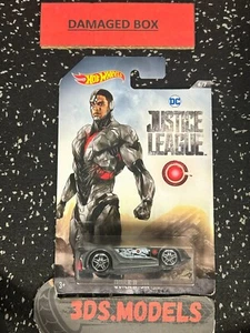 DAMAGED CARD Hot Wheels 1:64 JUSTICE LEAGUE - Picture 1 of 1