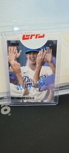 2021 Topps Stadium Club Walker Buehler Autograph Card  black foil