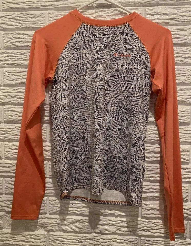 Camisa Columbia Manga Larga Niña Talla L 14/16 Patrón Negro/Blanco con Brazos Melocotón Foto 1 de 4