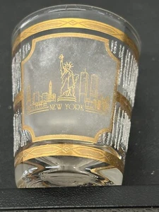 Vintage New York City World Trade Center Twin Towers Culver Shot Glass - Picture 1 of 5