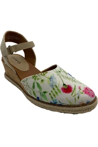 Baretraps Ocean Closed Toe Wedge Sandal White Floral - Picture 1 of 3