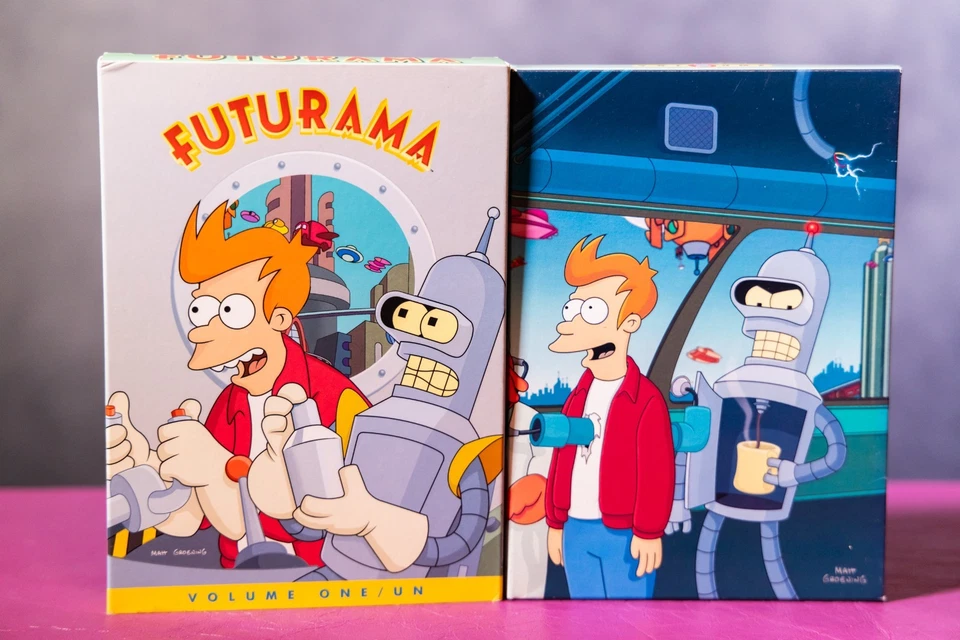 Futurama Vol. 1 & Vol. 3 DVD Set – Good/Near Mint – (EN/FR) - Image 1 of 1