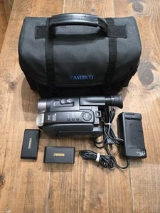 JVC Compact VHS Camcorder GR-AXM670U Bundle, Charger, Batteries TESTED! - Picture 1 of 10