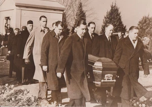 1940 Press Photo Funeral of Detective Ellis H. Parker Sr. at Mount Holly N.J. - Picture 1 of 2