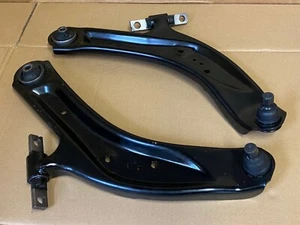 PAAR VORDERE UNTERE WISCHKNOCHEN STEUERARME FÜR NISSAN X-TRAIL T32 2014-ein - Bild 1 von 1