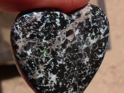 Cuentas corazón ópalo leopardo mexicano 41,26 quilates Foto 1 de 4