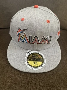 MLB Miami Marlins New Era Fitted Cap Hat NWT Size 7 3/8 Rare Mint. - Picture 1 of 6