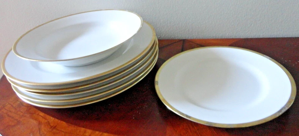 CAJA Y BARRIL BANGLADESH ORO RIBETE 7 PIEZAS 5 CENA I PLATO DE ENSALADA 1 TAZÓN DE SOPA Foto 1 de 4