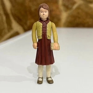 Vintage 2005 Chronicles of Narnia Lucy Prevensie McDonalds Happy Meal Toy Figure - Picture 1 of 4