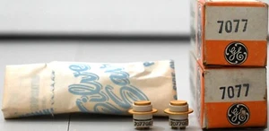 NOS CERAMIC PLANAR TRIODE TUBE JAN7077 / 7077 (Mfr. General Electric) - Picture 1 of 9
