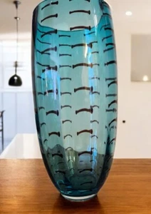 Jarrón de cristal azul 14" - Imagen 1 de 7