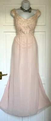 VESTIDO MAXI DE FIESTA DE NOCHE BORDADO CON CUENTAS QUIZ TALLA 20 Foto 1 de 4