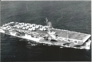 WW II Usa Foto ---- USS Bismarck Sea (CVE-95) Carrier - Bild 1 von 1