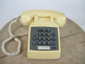 Vintage GTE Model 2500D2 Yellow Push Button Telephone Dual Line 80s Desk Phone - Picture 1 of 7