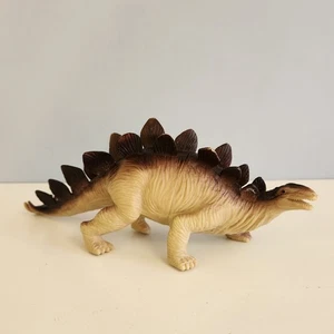 Stegosaurus Spielzeug Dinosaurier Greenbrier International Kunststoff Figur Jurassic World  - Bild 1 von 12