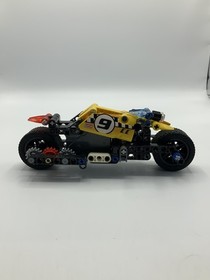 LEGO Stunt Bike - Technic 42058 - Preowned