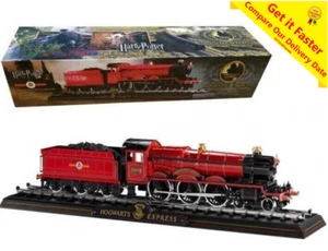 HARRY POTTER Hogwarts Express Die Cast Train Model and Railway Base NEW - Picture 1 of 8