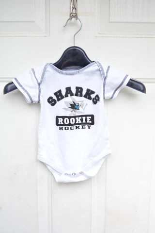 NHL San Jose Sharks white one piece short sleeve romper outfit size 6/9mo Cover