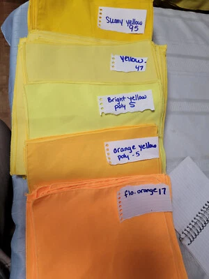 Servilletas cuadradas de tela de polietileno de 10" muestras de calidad de restaurante 23 colores Foto 1 de 4