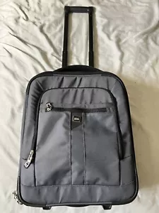 REI 21” Upright Carry-On 2-wheel rolling Suitcase top / Bottom & Side Handle - Picture 1 of 12