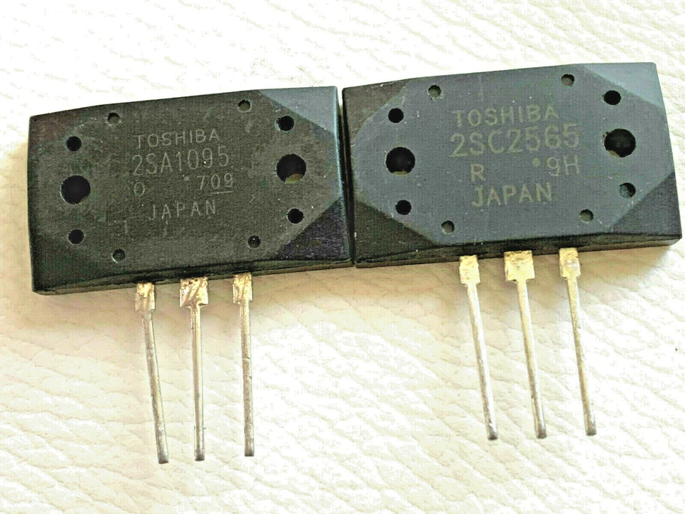1 PAIR  2SC2565+2SA1095 PNP+NPN SI AUDIO PWR AMPNew Original TOSHIBA - Image 1 of 1