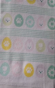 Asciugamano cucina cotone stampa UOVA DISEGNI ANIMALI PASQUALI COMPLETO NON TAGLIATO - Foto 1 di 2