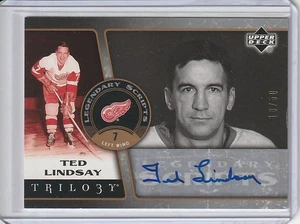2006-07 Ted Lindsay UD Trilogy Legendary Scripts Autograph Auto #10/50 Red Wings - Foto 1 di 2