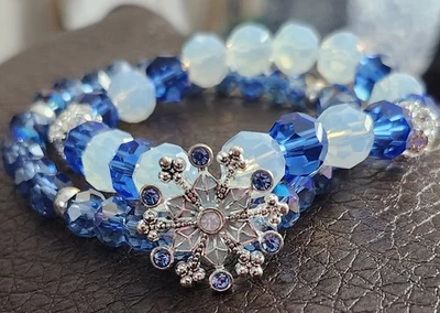 AVON Holly веселая коллекция оттенки синий бисер эластичный браслет снежинка - Изображение 1 из 3