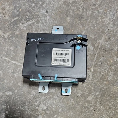 Módulo de control de carrocería Hyundai Sonata SE BCM 2015-2018 Foto 1 de 4