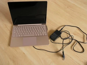 MICROSOFT Surface Laptop Go 12,4 Zoll Touch 256 GB SSD Core i5-10 8GB RAM - Bild 1 von 5
