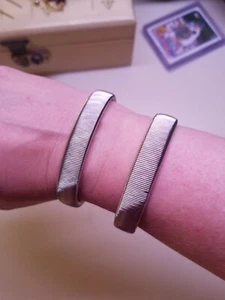 Vintage Silvertone Bracelet Set Of 2 Simple Expansion Bracelets - Bild 1 von 6