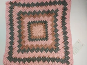New Baby Cradle Blanket Bassinet Receiving Blanket Granny Square Crocheted - Picture 1 of 6