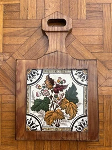 Wooden Cheeseboard Antique 1885 Floral Tile - Picture 1 of 5