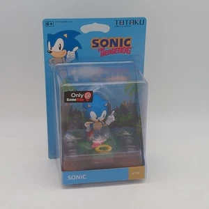 Totaku Sonic Collection Figure #10 - Sonic The Hedgehog - NEW Gamestop Exclusive - Picture 1 of 4