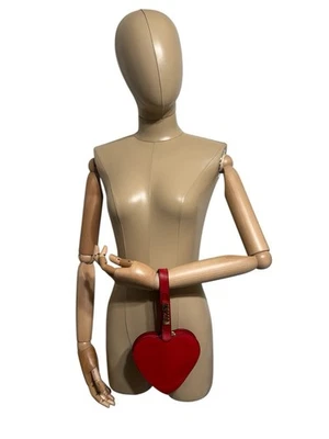 Bolso Muñequera Corazón Cuero Rojo Moschino De Colección Foto 1 de 4