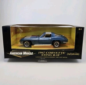 1/18 ERTL American Muscle Blue Red Stripe 1967 CORVETTE STING RAY Die Cast 2000 - Picture 1 of 6
