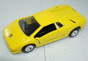 Maisto Supercar Collection Lamborghini Diablo Diecast Model Car 1:43 Mint New - Picture 1 of 7