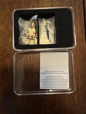 LEGO Star Wars Baggles Studios X LCM Dark Wielder Special Edition (Gold) - Image 1 of 2