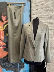 NWT Le Suit 2 Piece Blazer Jacket Pant suit Set Size 10 Grey Stone Pinstripe - Picture 1 of 19