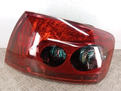 Fanale posteriore principale destro (luci) PEUGEOT 407 PHASE 1 6351HP - Immagine 1 di 3