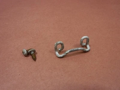 Guantera Jeep Cj5 Cj7 82-86 Striker Catch Fabricante de equipo original Envío gratuito Foto 1 de 4