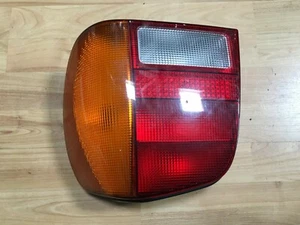 Luz trasera derecha VW Polo 6N 6N0945096 - Imagen 1 de 3