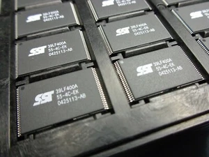 (720) SST39LF400A-55-4C-EK 55NS 4 MEG 256Kx16 3.3V FLASH MEMORY 48 PIN TSOP - Picture 1 of 1