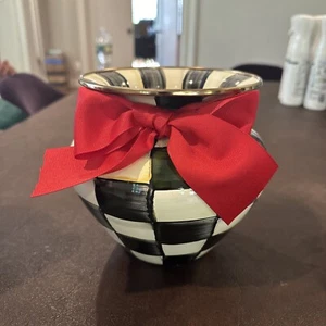 Mackenzie Childs Courtly Check Enamel Large Vase Red Bow 6.5” New With DAMAGE - Picture 1 of 12