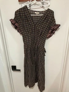 Max Studio Damen Flatterärmel Blumen Kleid, Navy Multi, Medium - Bild 1 von 3