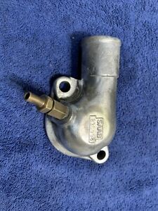 1981 - 1987 Classic Saab 900 8 Valve Water Outlet Thermostat Housing 