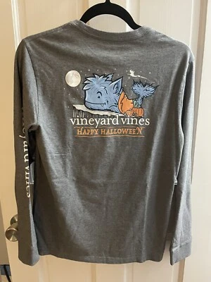 Camiseta de Bolsillo Vineyard Vines Halloween BALLENA HOMBRE LOBO NUEVA CON ETIQUETAS Niños Grande 16 Gris Foto 1 de 4